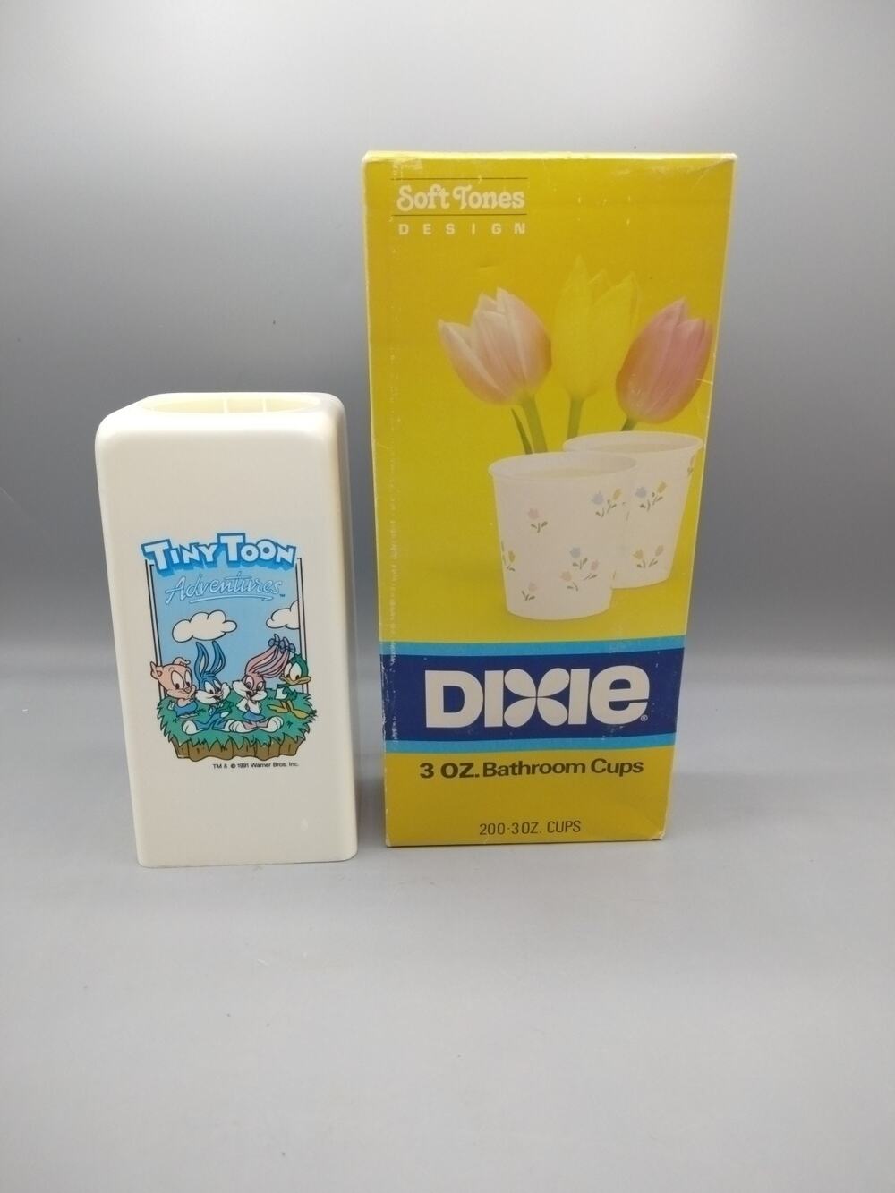 Dixie Cup Dispenser Tiny Tons Kitchen/Bathroom Pop Up Cups Included